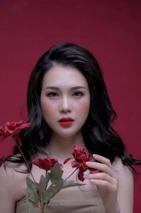 Chân dung quán quân PMU Thu Thảo