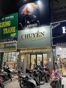 Một trong bốn cơ sở của thương hiệu Chuyền Hair Salon