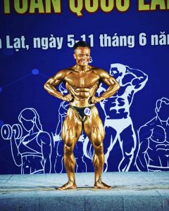 Vận động viên thể hình Trần Công Đông 