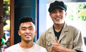 Founder của 71 Barber Shop - Dương Thanh Kha (Bên phải)