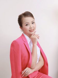 Master Thơm Myaly - Sở hữu vẻ đẹp thanh thoát và quý phái