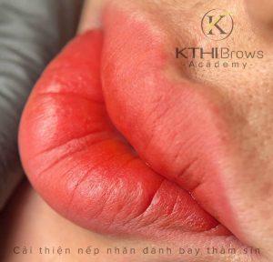 Sản phẩm phun môi được thực hiện bởi Kthi Nguyễn