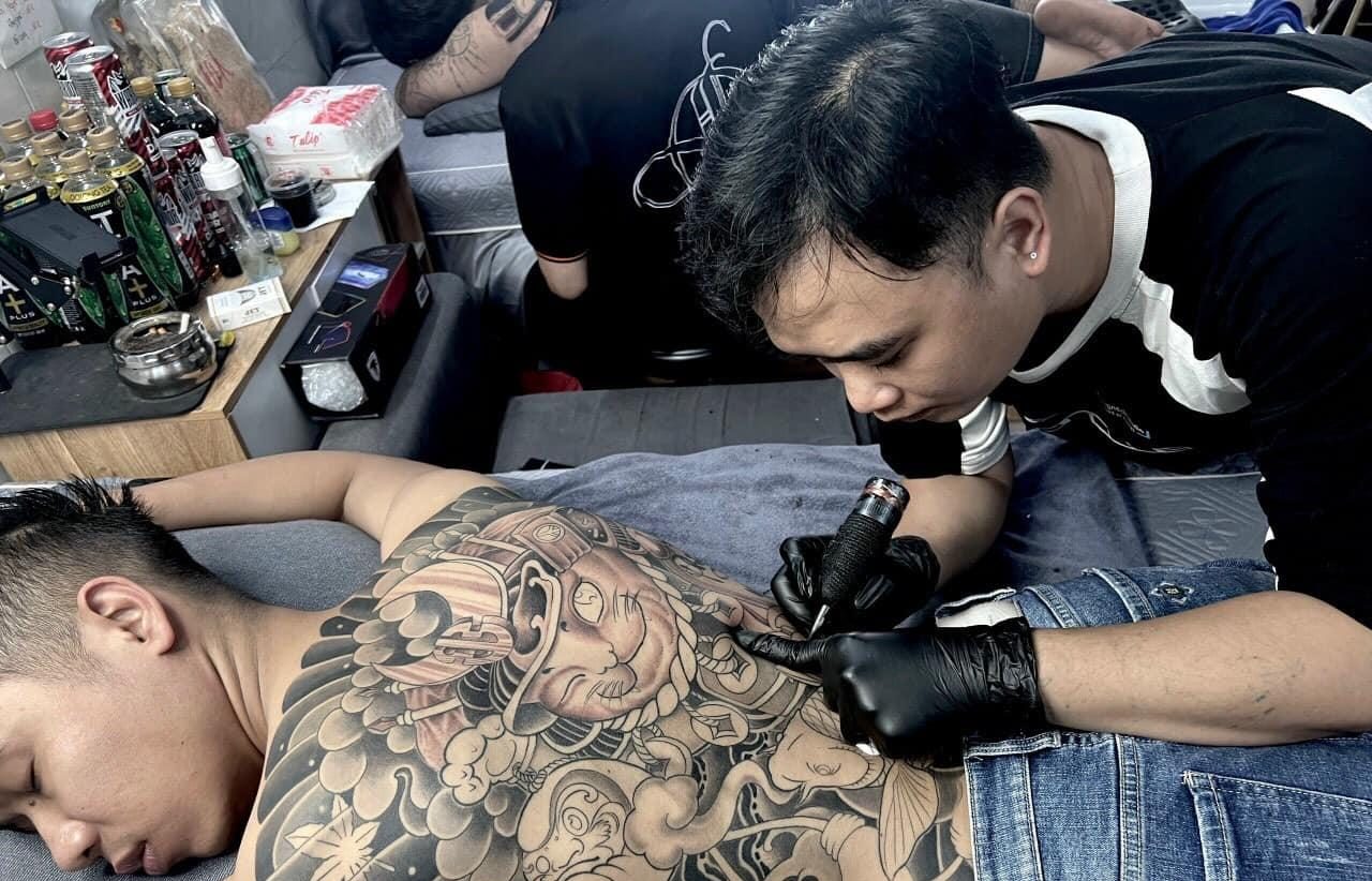 Tattoo & Piercing Tuấn Bẻm - Tiếp tục ohaanf còn lại . Tattoo Tuấn Bẻm 24  trueoeng công giai cầu giấy hn , đt 0913934444 | Facebook