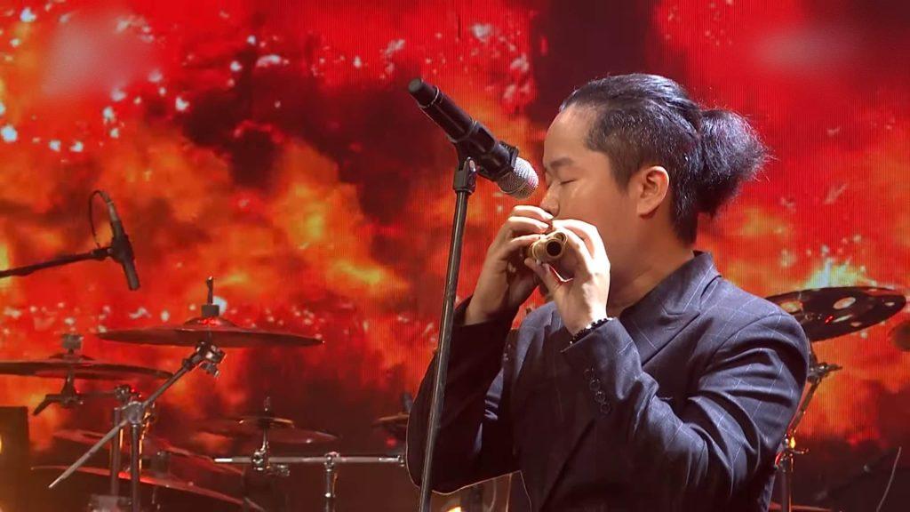 Nghệ sĩ Nguyễn Nam hòa mình vào âm nhạc và cống hiến 10 năm cho nghệ thuật