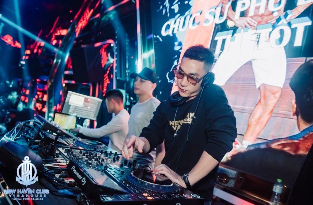 Phong cách độc đáo, giai điệu cuốn hút là những lời có cánh của khán giả dành cho DJ Hải Mã