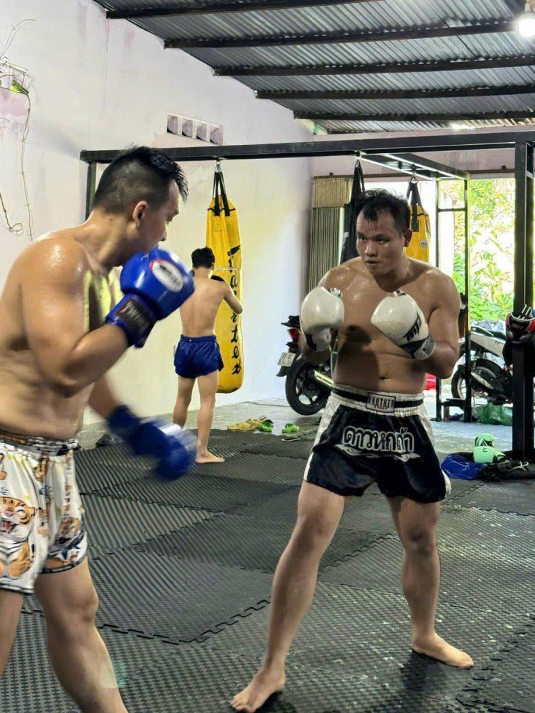 Đam mê võ thuật truyền thống là nền tảng cho sự nghiệp MMA của Tiến Mỹ