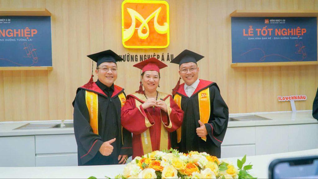 Chef Nguyễn Xuân Thanh và chef Nguyễn Xuân Toàn - Bếp trưởng và Bếp phó tại MASCO, đồng thời là giảng viên tại trường Hướng Nghiệp Á Âu