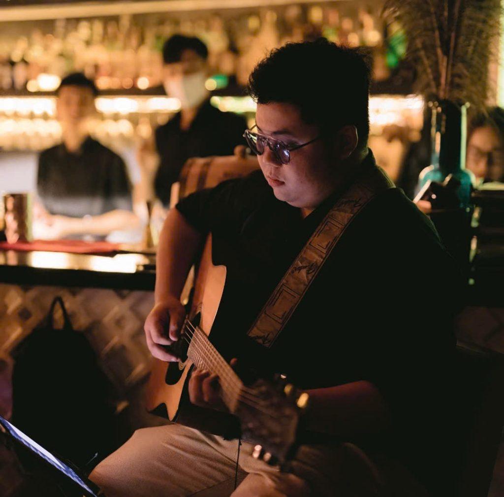Guitarist Lê Trí (Lê An Minh Trí)
