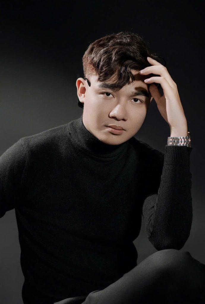 Producer Thái Hưng cũng chia sẻ bằng, âm nhạc chính là một hành trình kết nối và chữa lành