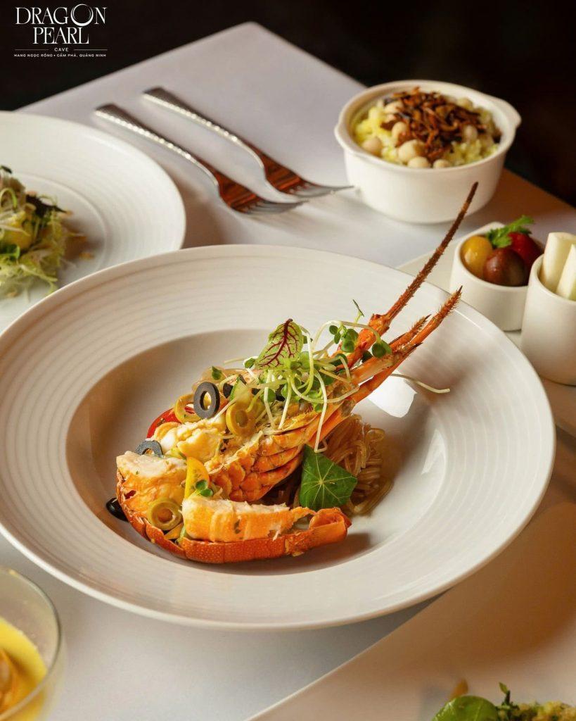 Chef Nguyễn Hoài luôn đặt tâm huyết vào trong từng món ăn