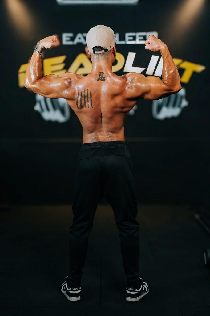 Huấn luyện viên Gaur tin rằng thay đổi từng thói quen nhỏ sẽ tạo nên kết quả lớn