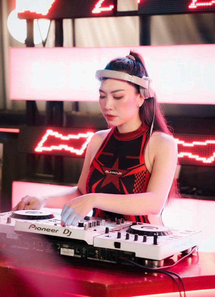 DJ Tyra xây dựng dấu ấn bằng sự chỉn chu, linh hoạt và tinh thần chuyên nghiệp trong từng dự án
