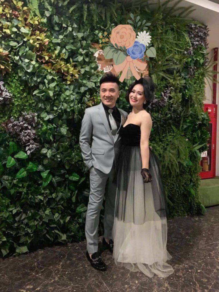 Khoảnh khắc hậu trường giản dị của nghệ sĩ Trúc Quỳnh sau đêm diễn