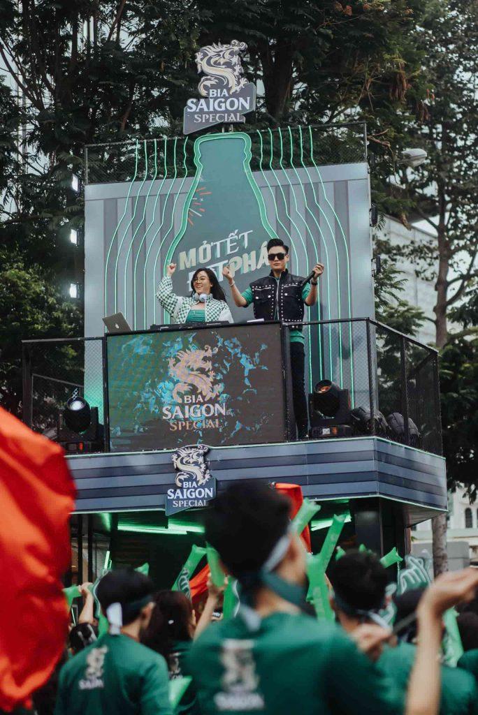 DJ Tyra luôn hết mình với mỗi show diễn