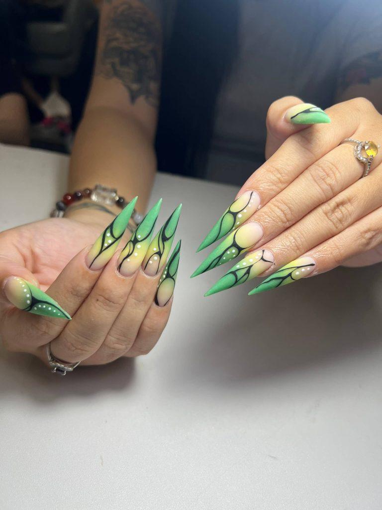 Sự chỉn chu trong từng bộ nail thể hiện rõ phong cách làm nghề của Master Hứa Thành Công