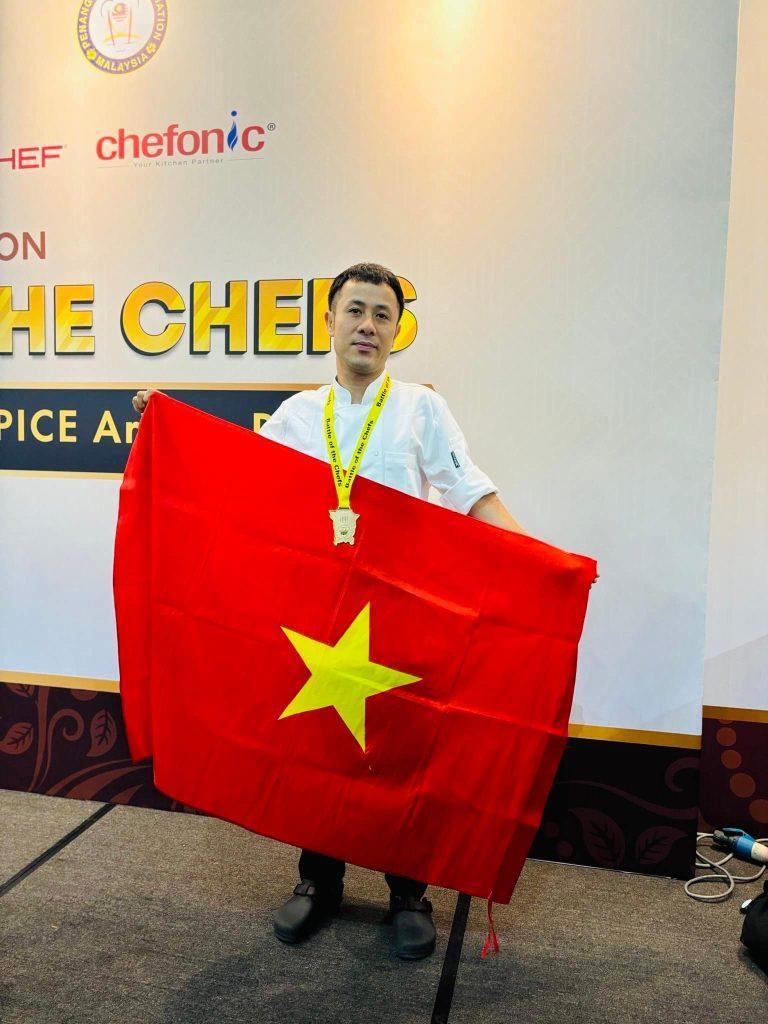 Huy chương Vàng gọi tên Chef Nguyễn Bảo Thắng tại đấu trường Worldchefs