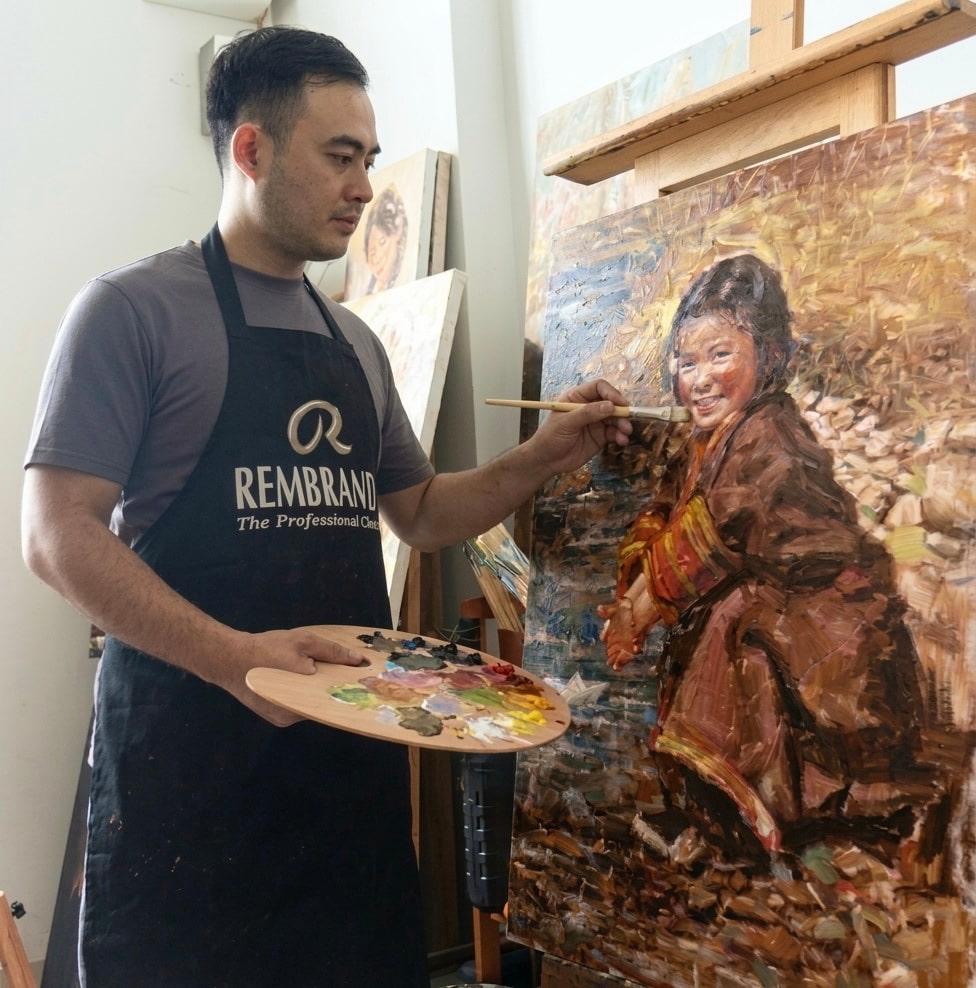 Hoạ sĩ Phạm Đức Trọng chọn cảm xúc làm kim chỉ nam sáng tác