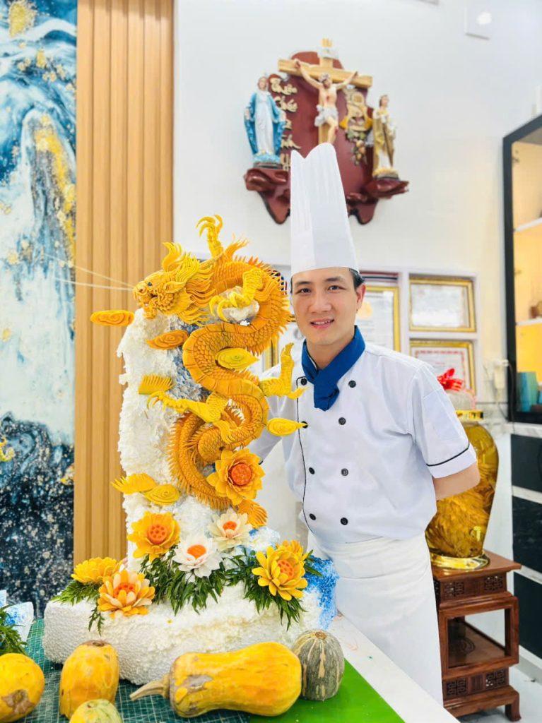 15 năm của Nguyễn Hải Carving không phải là một hành trình dễ dàng, mà là chuỗi những lần bắt đầu lại, thích nghi và không ngừng hoàn thiện bản thân