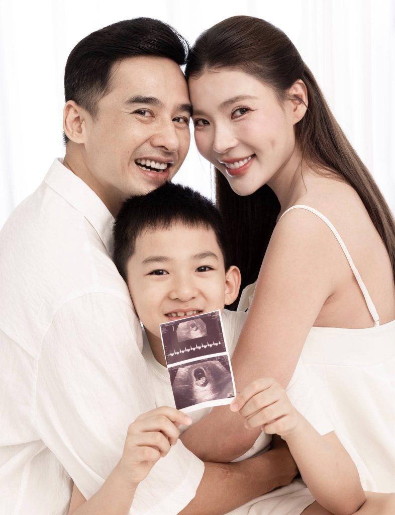 Thúy Diễm thông báo tin vui