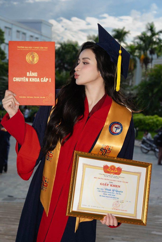 Á hậu Đinh Y Quyên sở hữu thành tích học vấn khiến nhiều người ngưỡng mộ