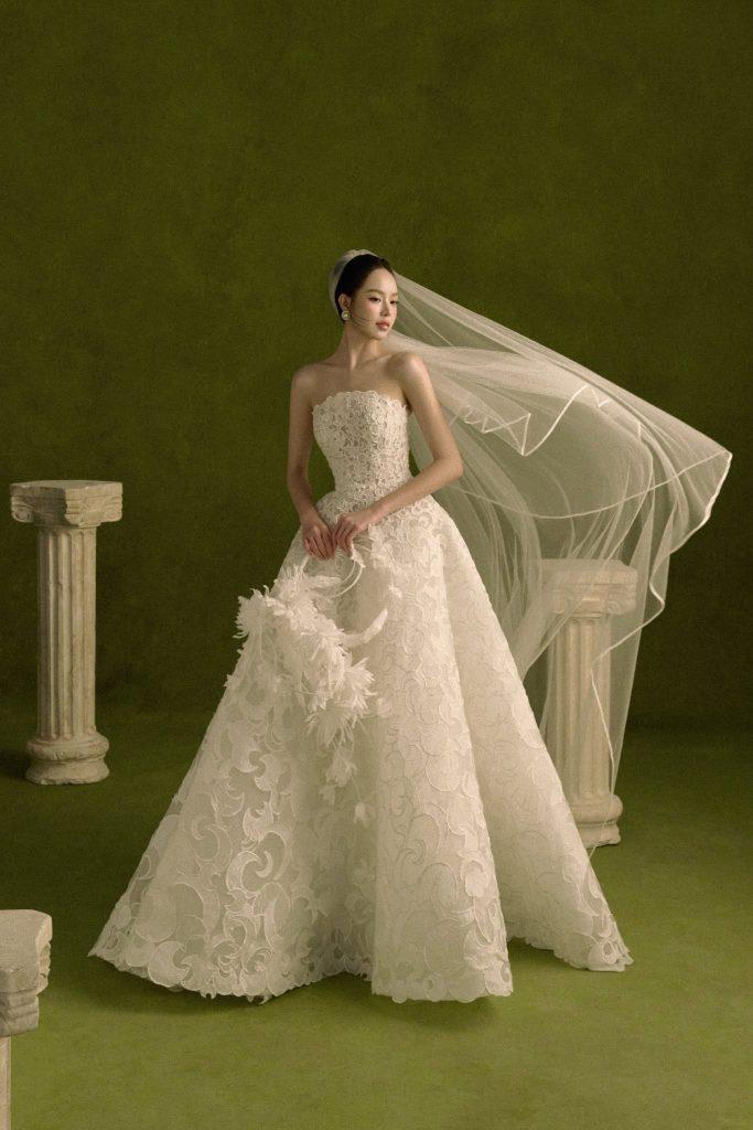 Hoa hậu Thanh Thủy hóa cô dâu kiêu sa, với vẻ đẹp ngọt ngào