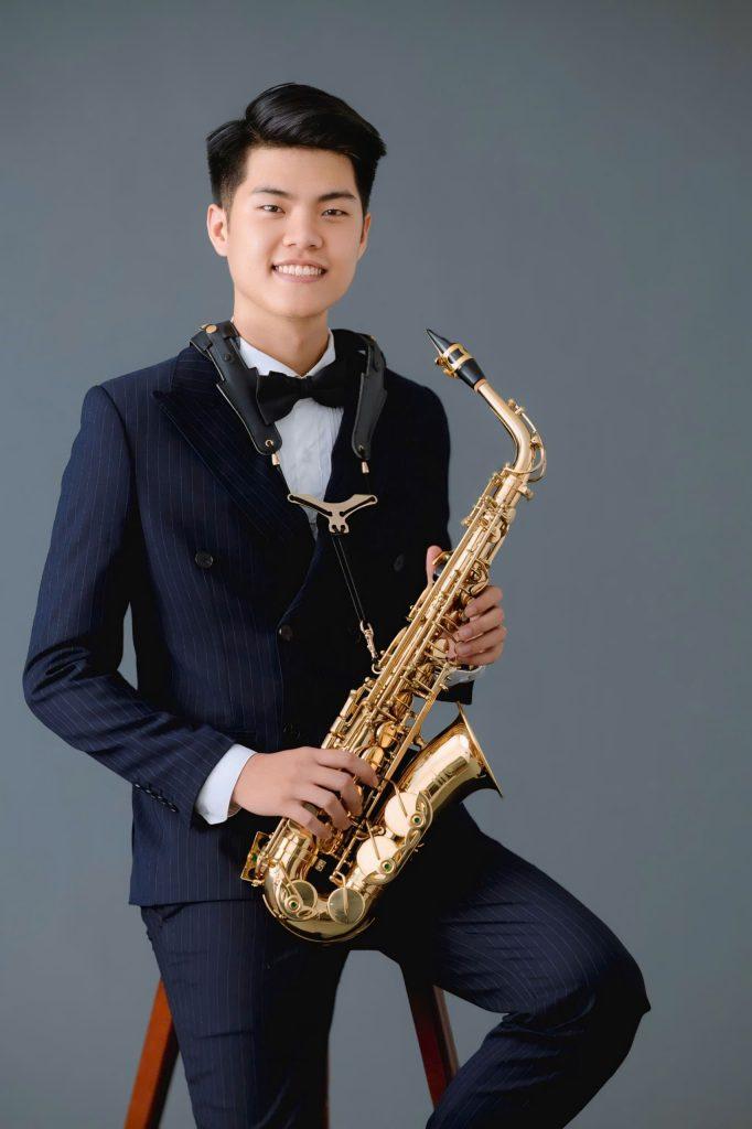 Saxophonist Quốc Việt – Đi qua hai miền thanh âm để tìm một sắc riêng