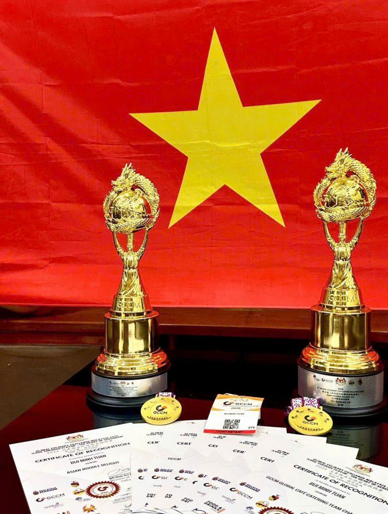 Đầu bếp Bùi Minh Tuấn mang kinh nghiệm nhiều năm trong nghề bếp đến đấu trường Global Culinary Challenge Malaysia 2026, góp phần đưa tinh hoa ẩm thực Việt đến gần hơn với bạn bè quốc tế