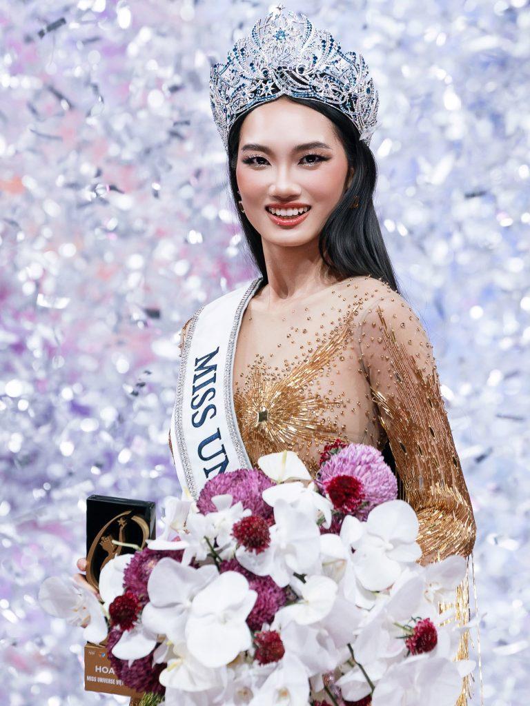 Vẻ đẹp của Nguyễn Quỳnh Anh sau cú đúp danh hiệu sắc đẹp